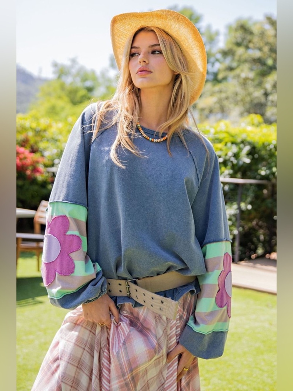 Easel Elora Petal Patch Pullover Top in Washed Denim large